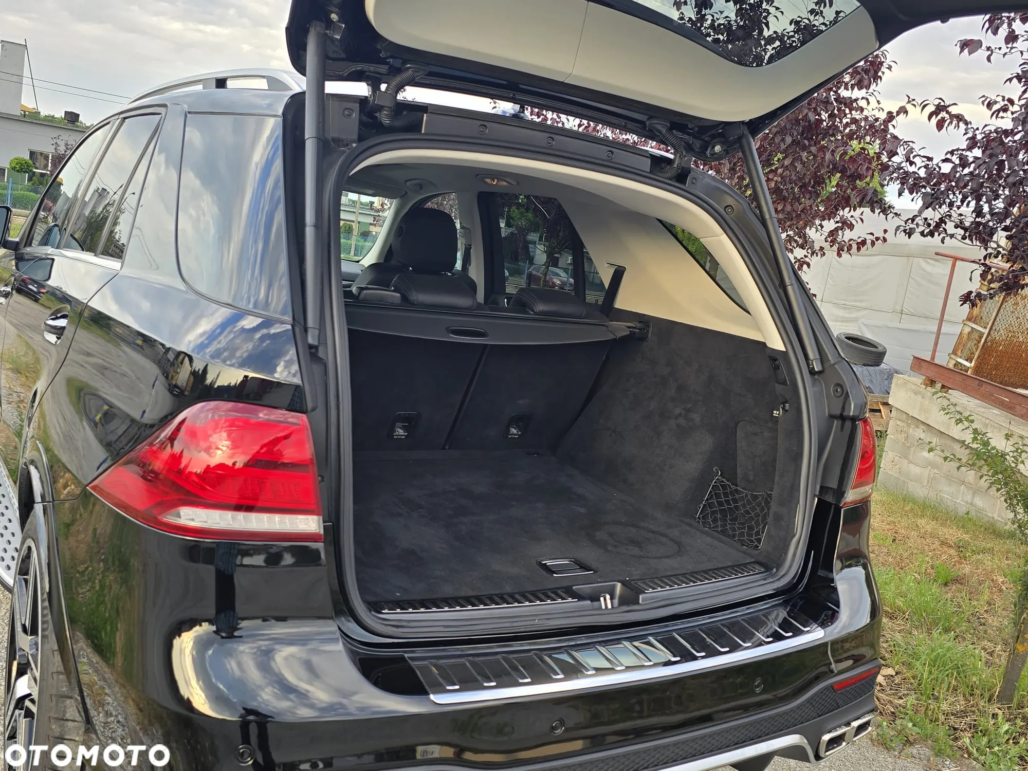 Mercedes-Benz GLE - 4