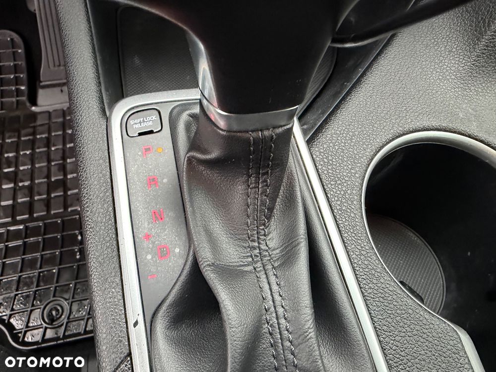 Kia Sportage 1.6 T-GDI Black Edition 2WD DCT - 20