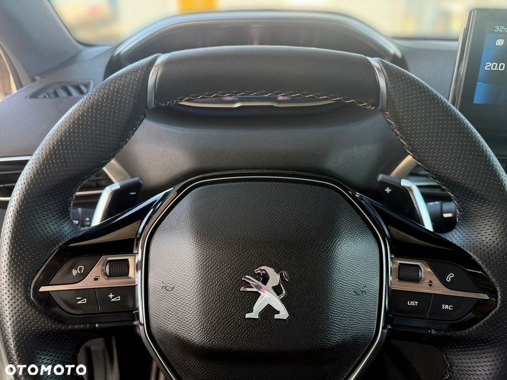 Peugeot 5008 - 19
