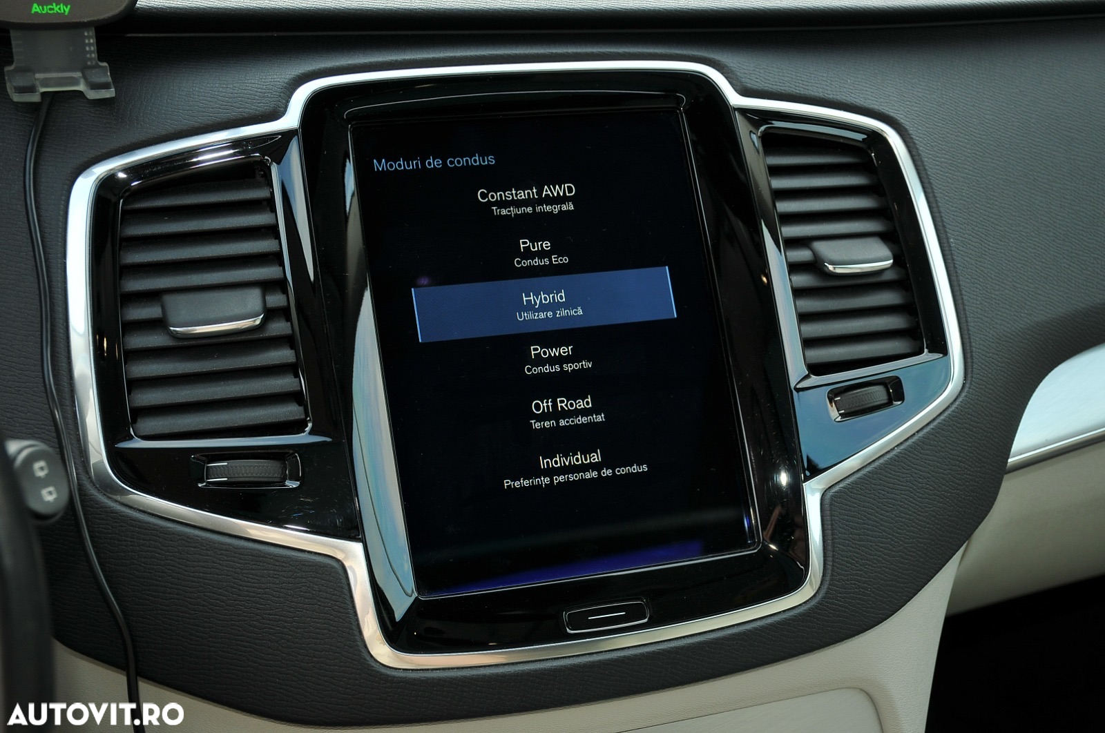 Volvo XC 90 - 23