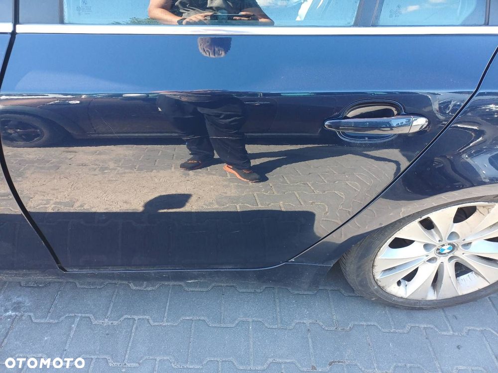 DRZWI KOMPLETNE LEWY TYŁ BMW E61 TOURING ORIENTBLAU METALLIC 317/5 - 4