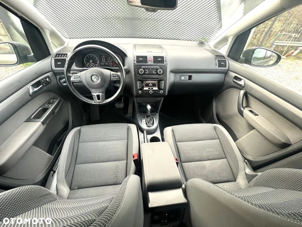 Volkswagen Touran - 2