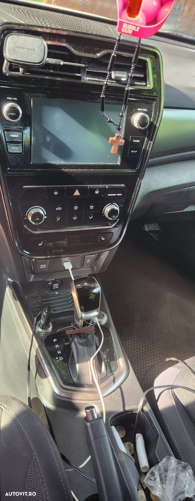 Volkswagen Passat 2.0 TDI Comfortline - 14