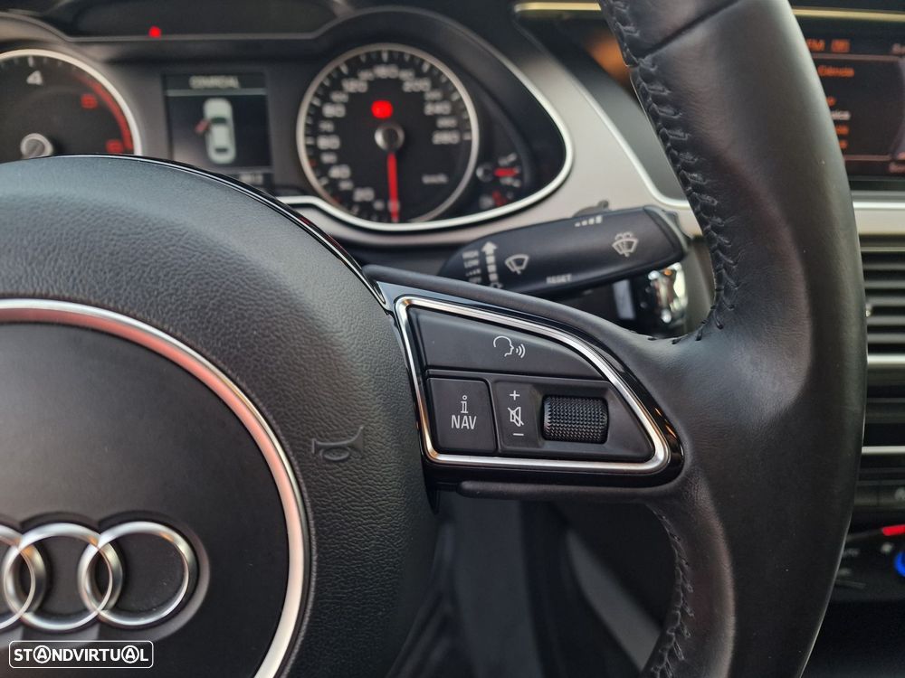 Audi A4 2.0 TDI multitronic Business Line S-line - 23