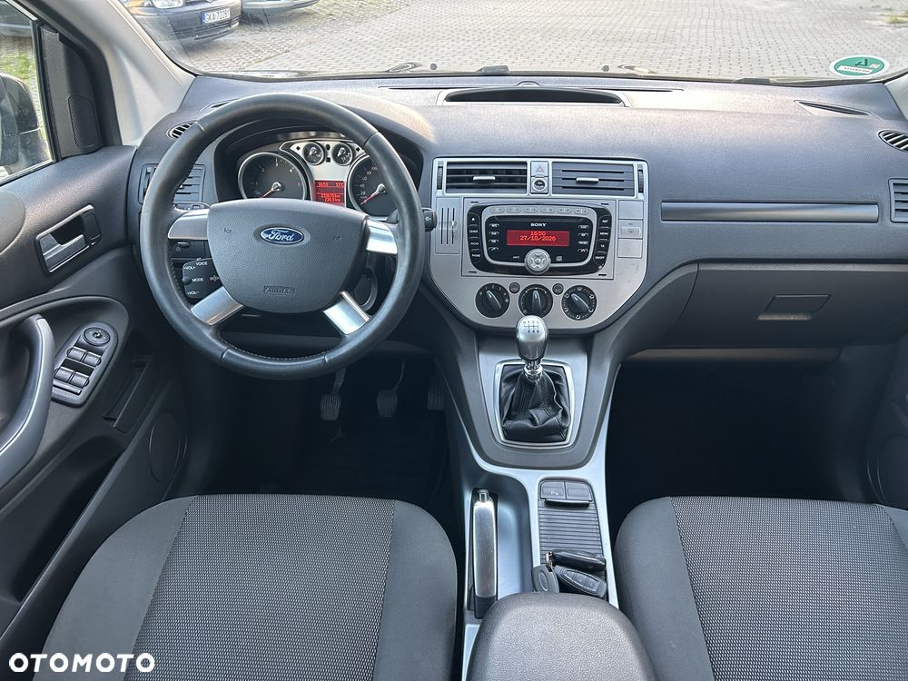 Ford Kuga - 7
