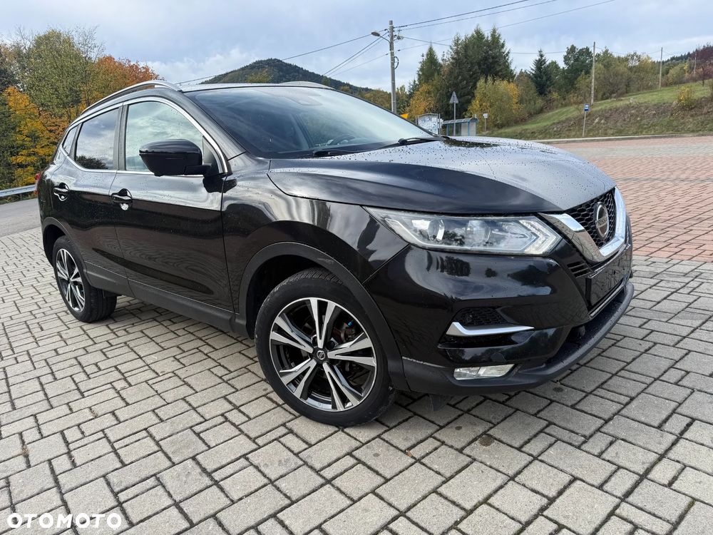 Nissan Qashqai 1.6 DCi Xtronic TEKNA - 3