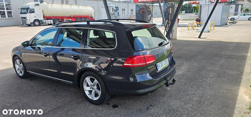 Volkswagen Passat 1.6 TDI BlueMotion - 4
