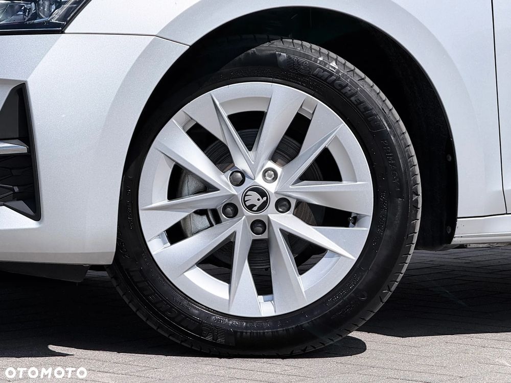 Skoda Octavia 1.5 TSI mHEV Selection DSG - 7