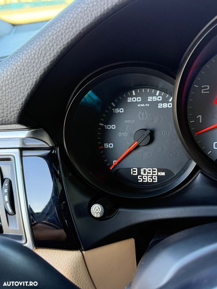 Porsche Macan 3.0 PDK S - 36