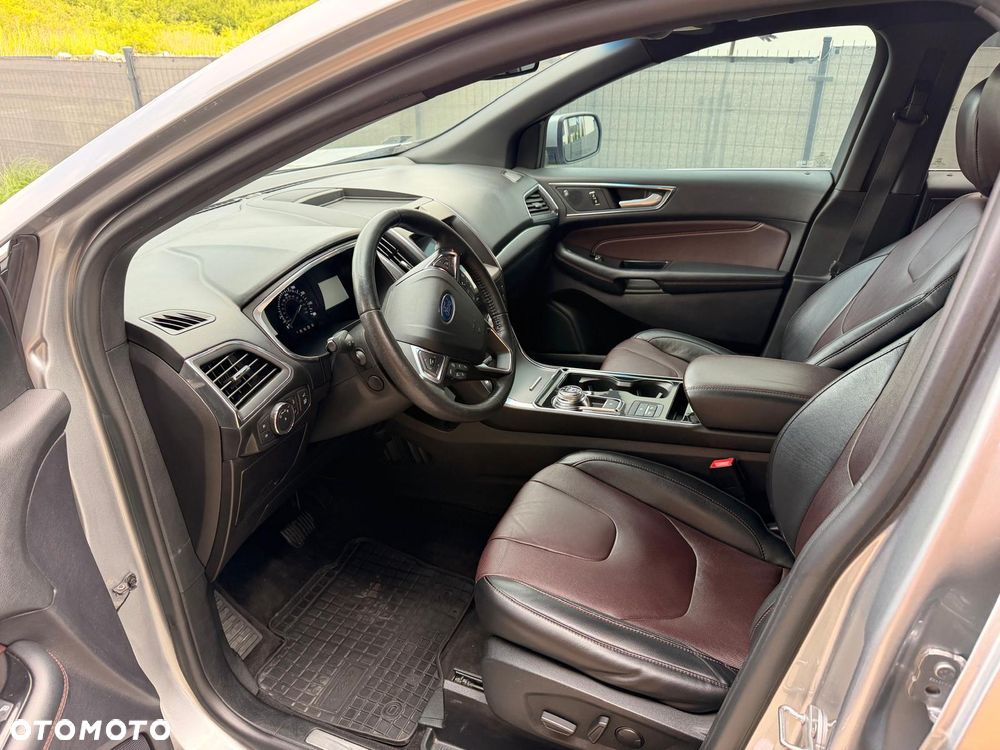 Ford Edge - 16