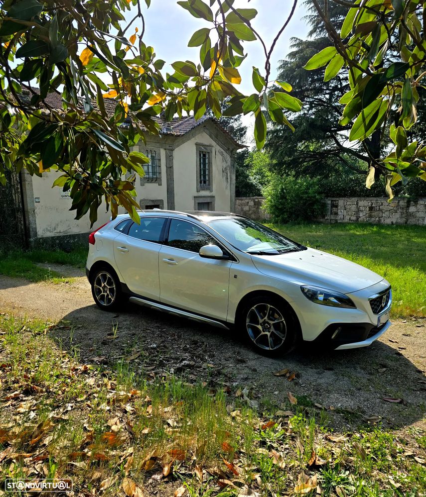 Volvo V40 Cross Country 1.6 D2 Volvo Ocean Race - 1