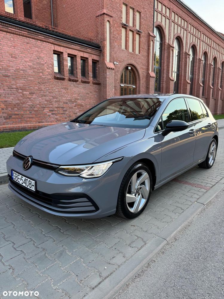 Volkswagen Golf VIII 1.0 TSI Life - 1