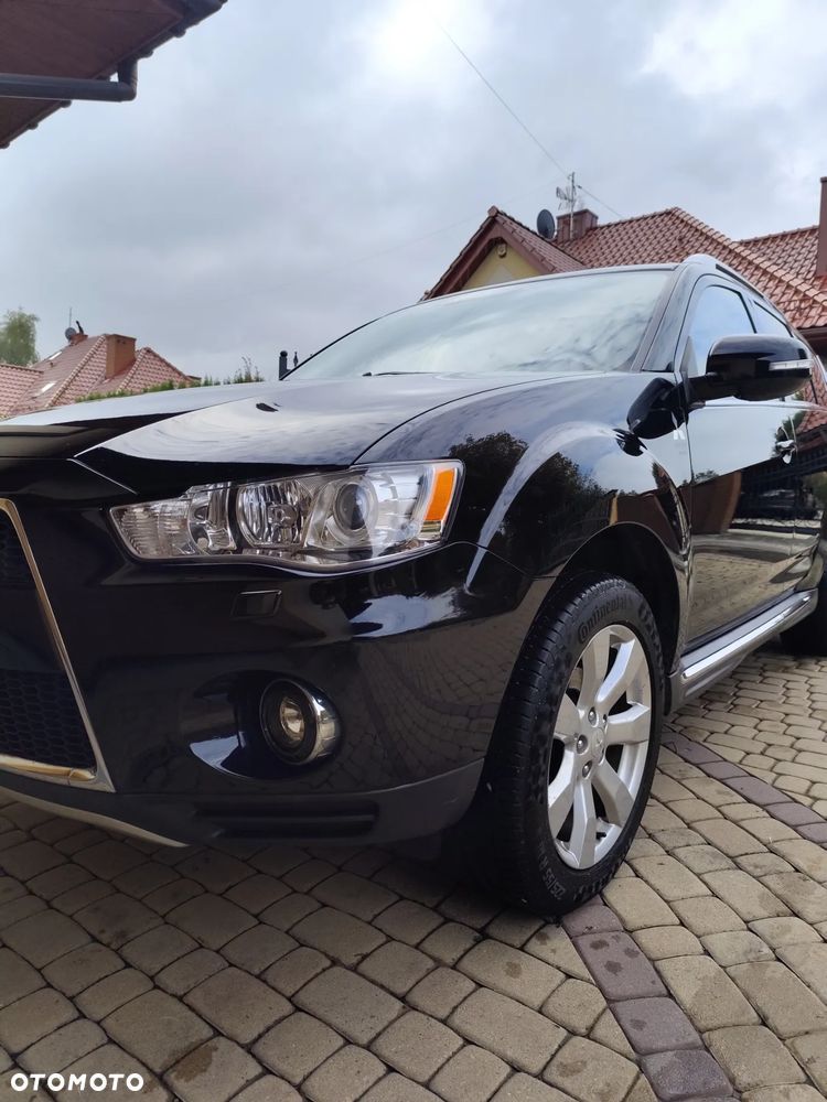 Mitsubishi Outlander 2.0 DID Intense + - 21