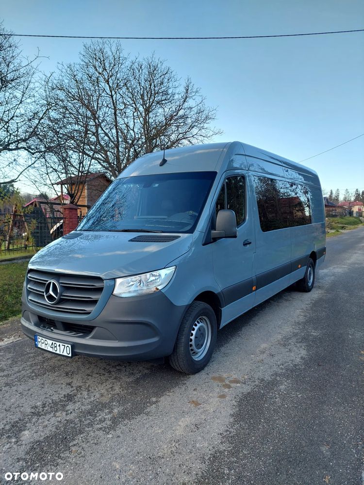 Mercedes-Benz Sprinter - 1