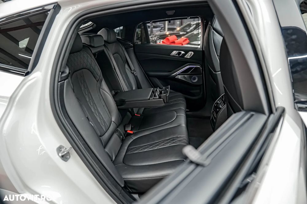 BMW X6 M M50i - 8