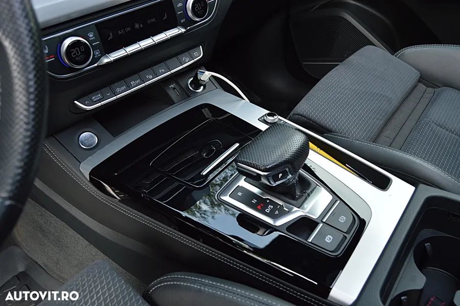 Audi Q5 45 TFSI quattro S tronic S line - 32