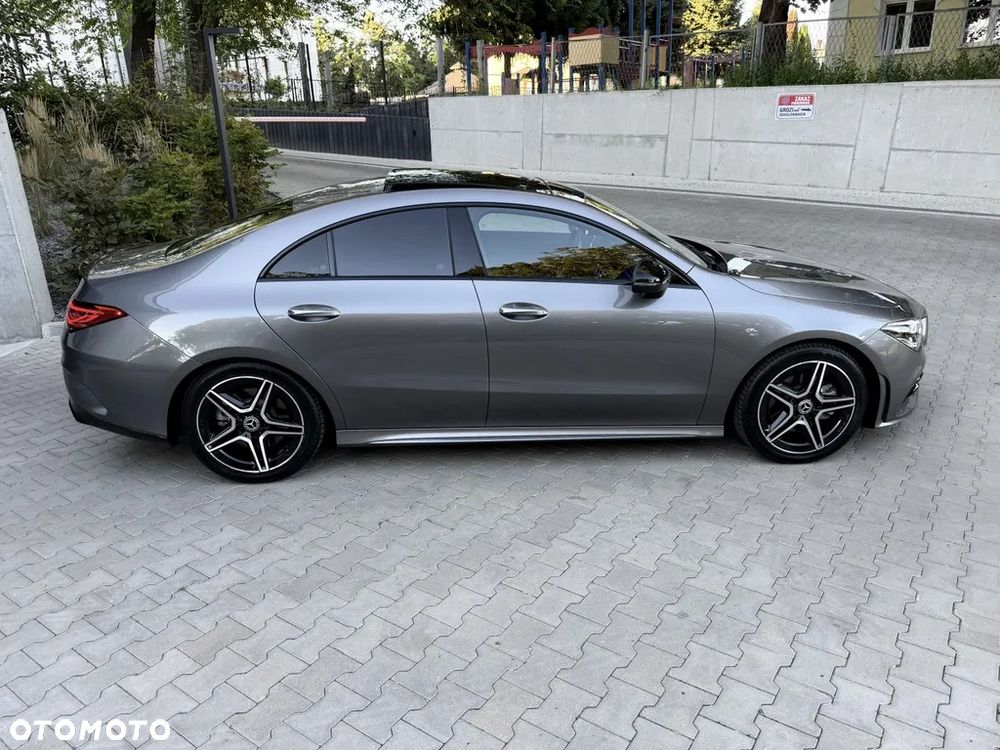Mercedes-Benz CLA 250 4Matic 7G-DCT AMG Line - 2