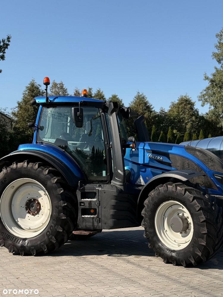 Valtra T214 VERSU - 5