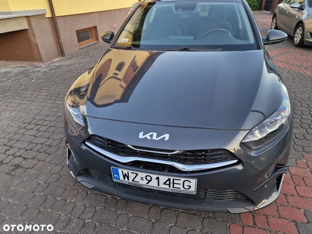 Kia Ceed 1.5 T-GDI M DCT - 9