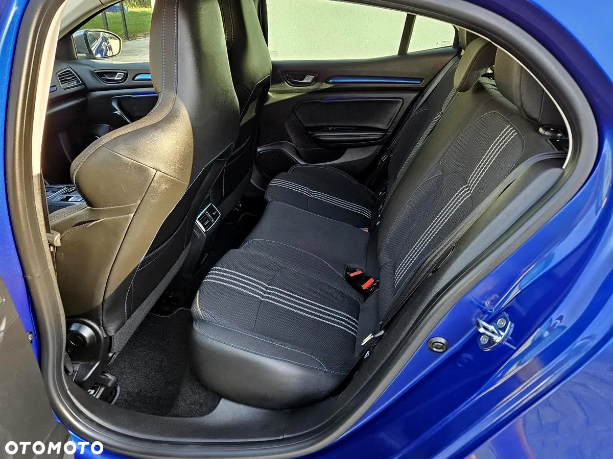 Renault Megane 1.6 TCe GT EDC - 24