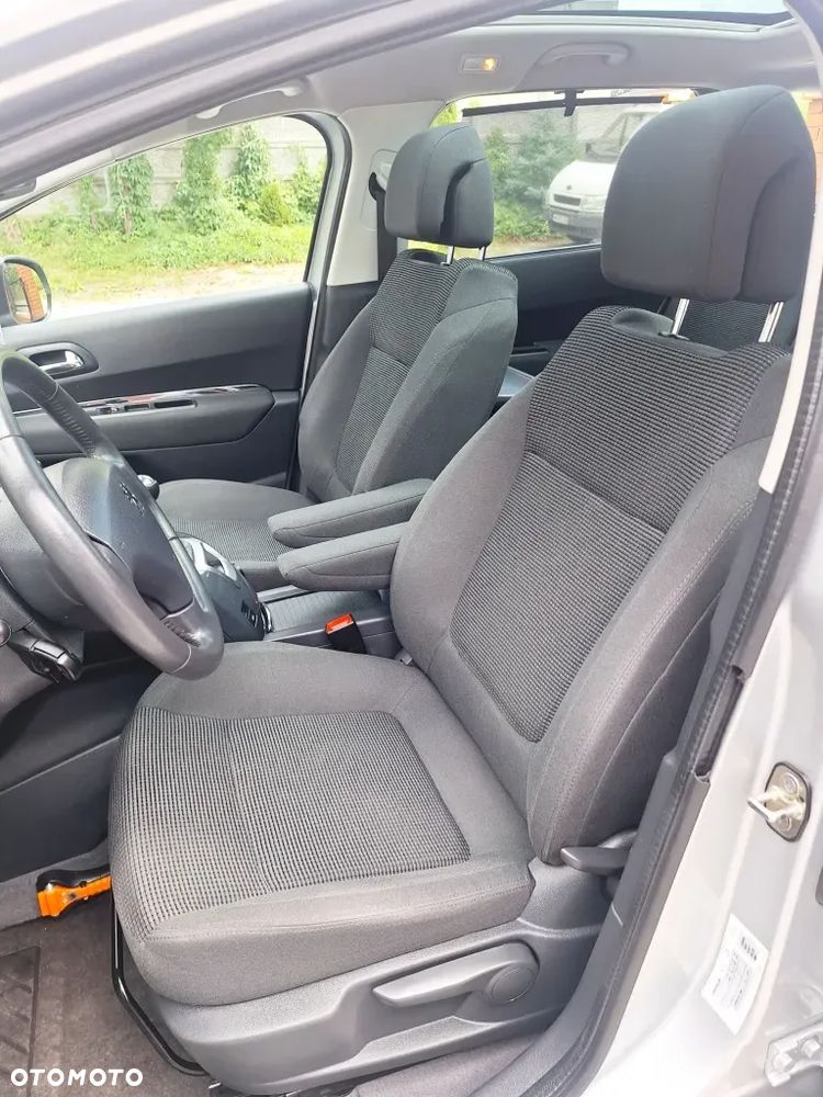Peugeot 5008 120 VTi Premium - 10