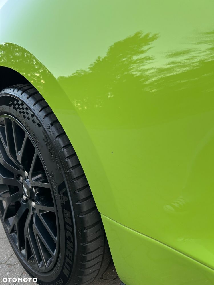 Ford Mustang 5.0 V8 GT - 27