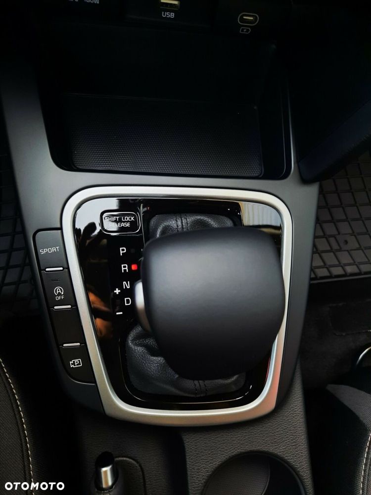 Kia Ceed 1.5 T-GDI M DCT - 28
