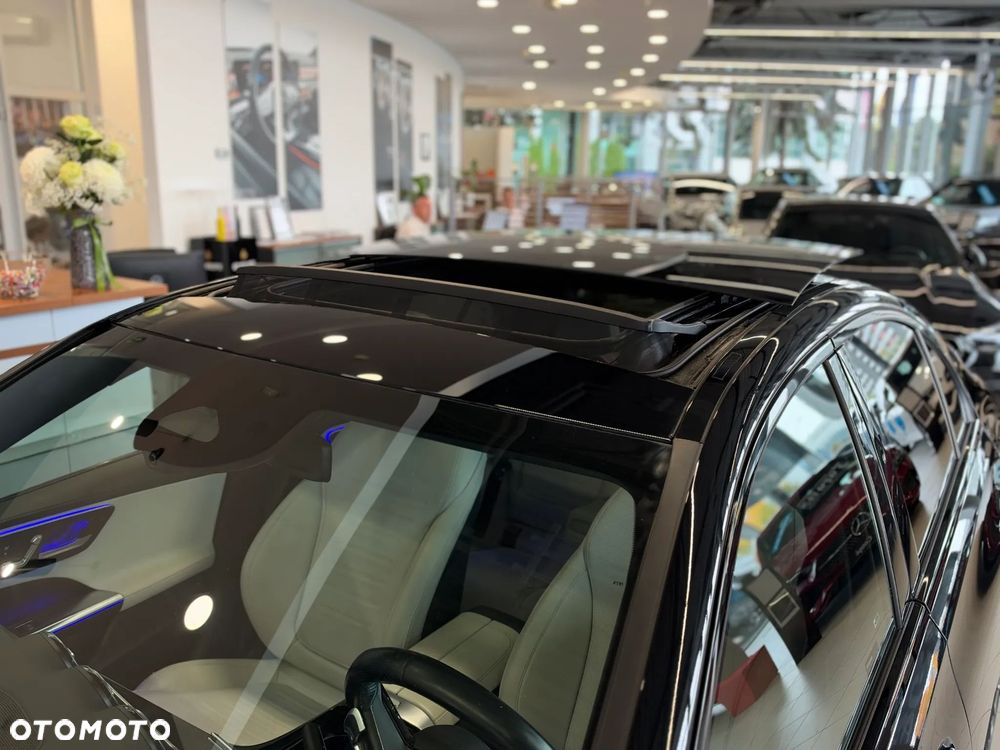Mercedes-Benz C-Class 2022 photo 3