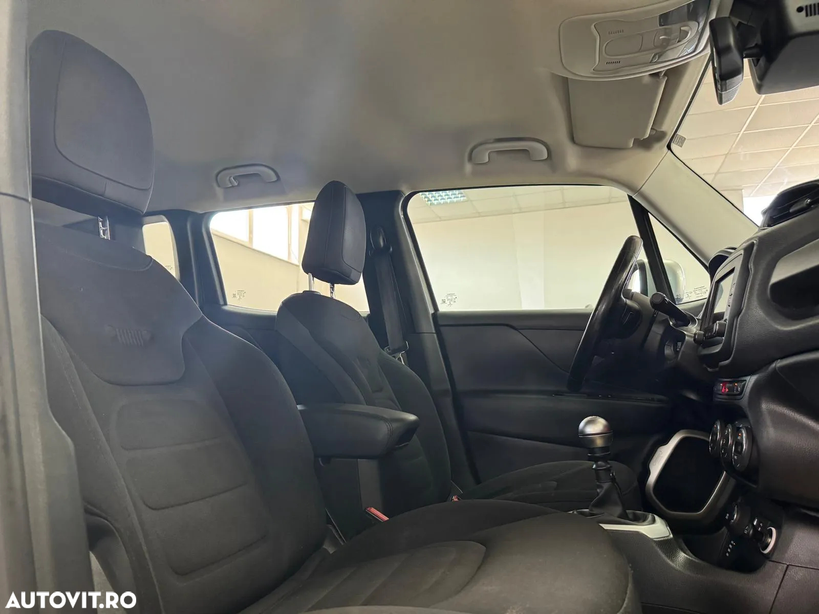 Jeep Renegade 2.0 M-Jet 4x4 Limited - 21