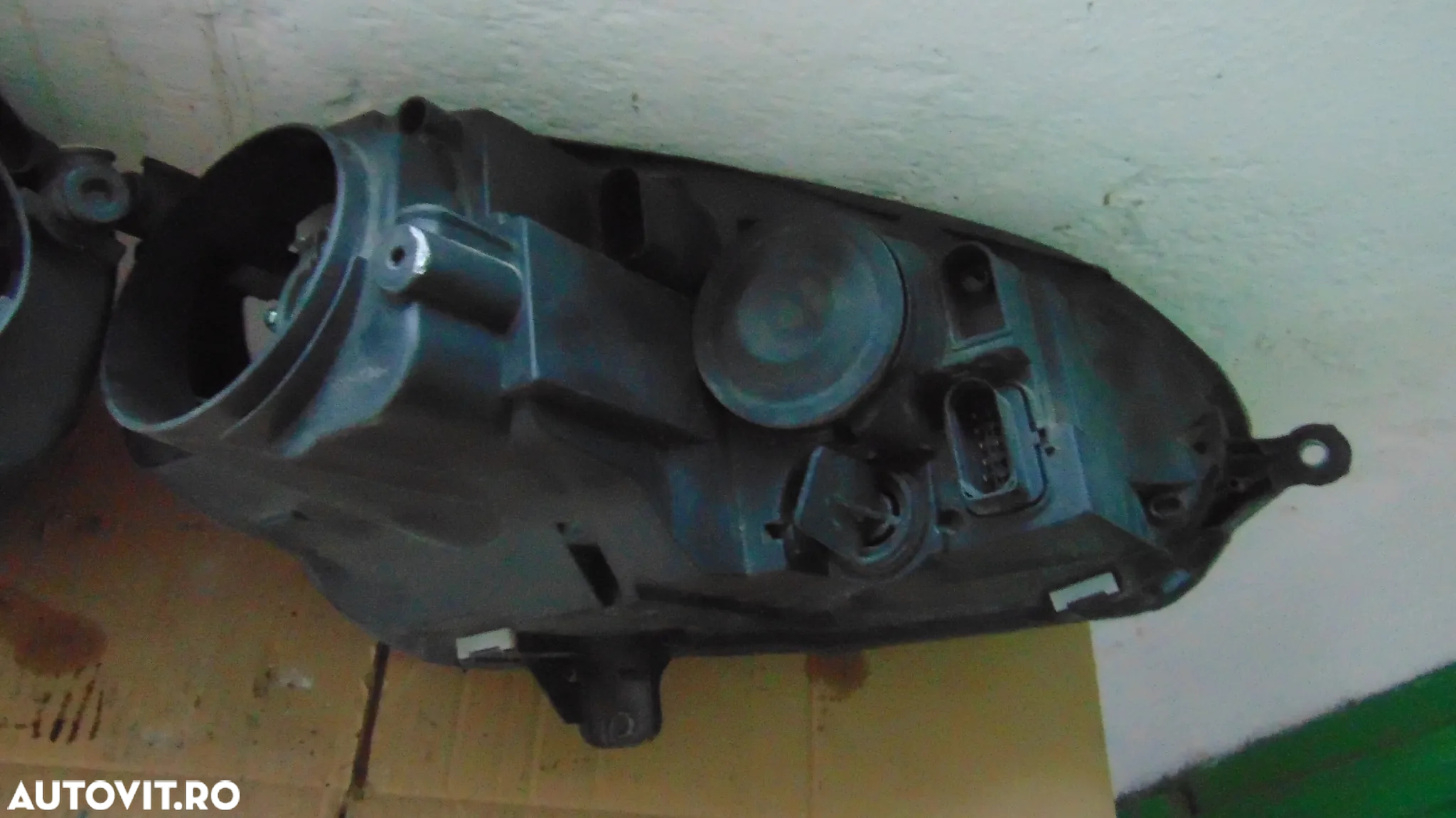 Faruri stanga/dreapta Volkswagen Golf 5 an 2007 Hatchback. - 8