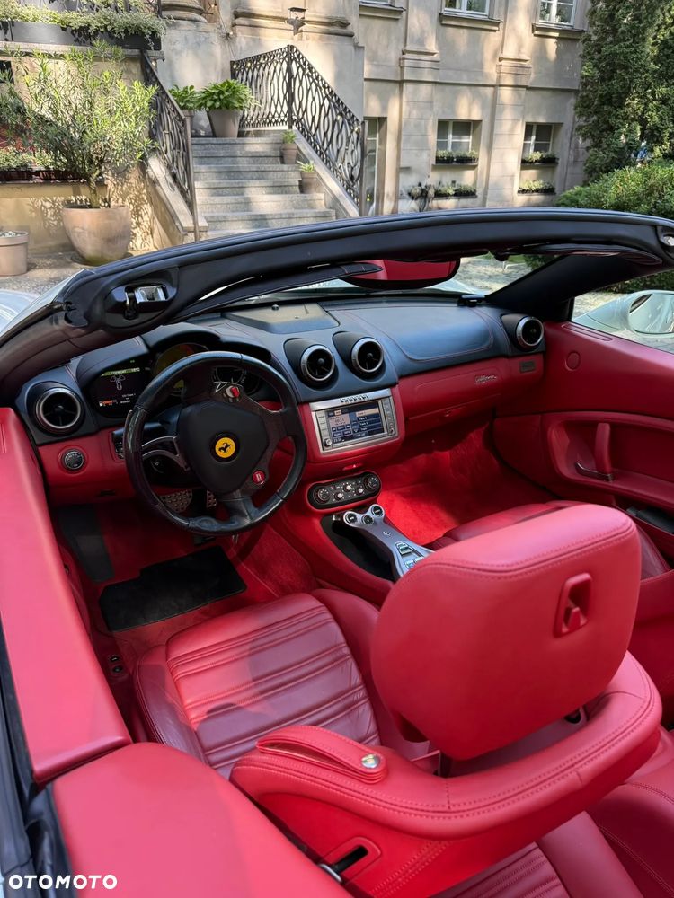 Ferrari California F1 DCT - 11