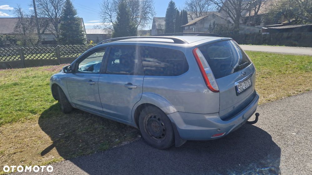 Ford Focus 1.6 TDCi DPF Titanium - 9