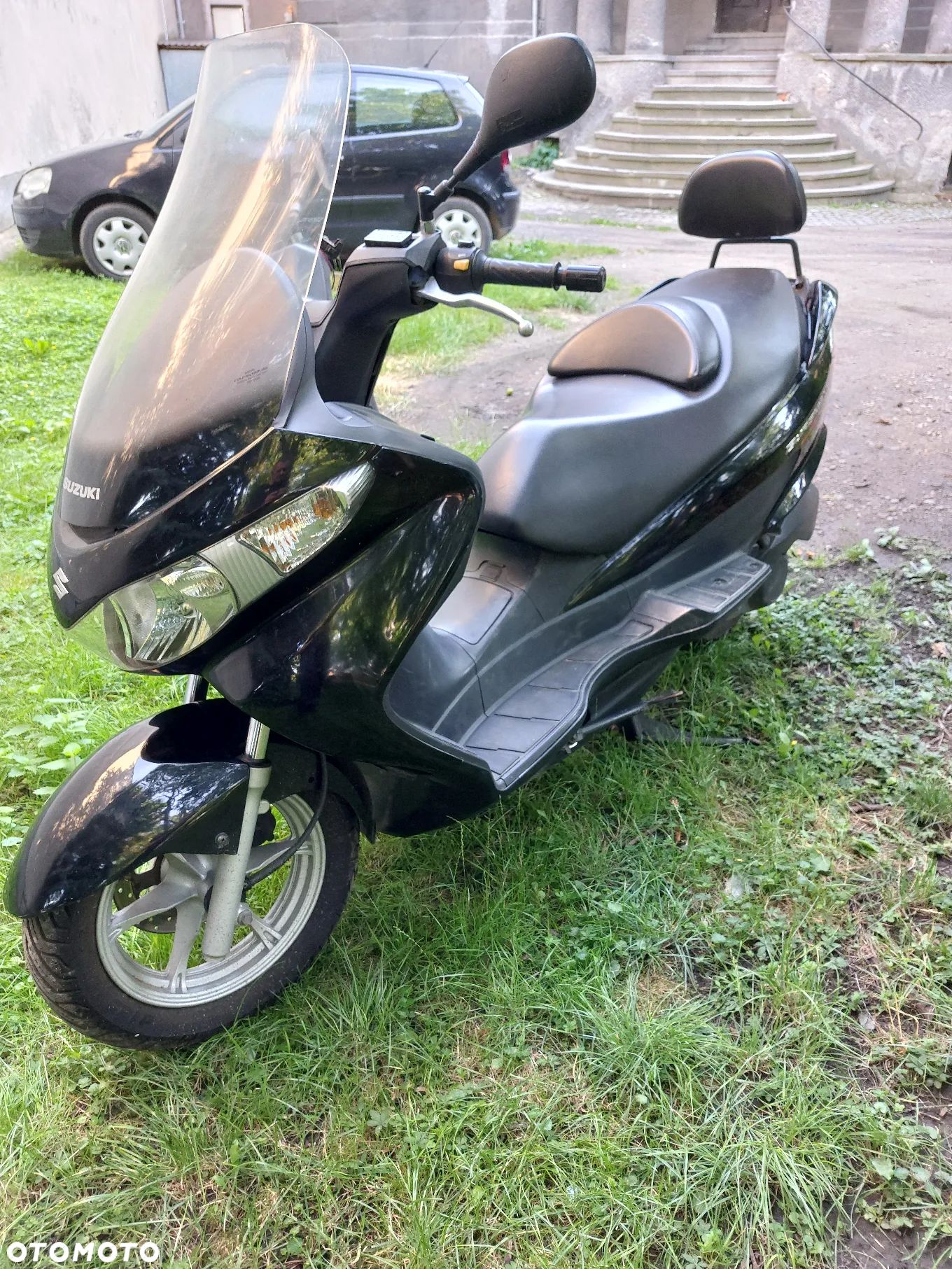 Suzuki Burgman - 1