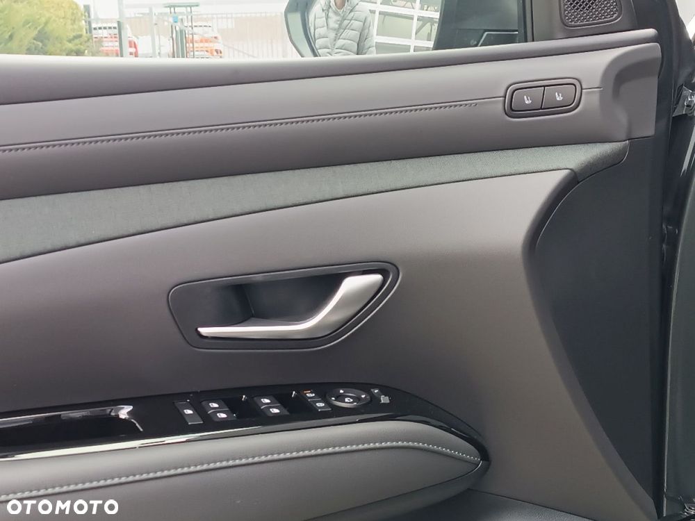 Hyundai Tucson - 13