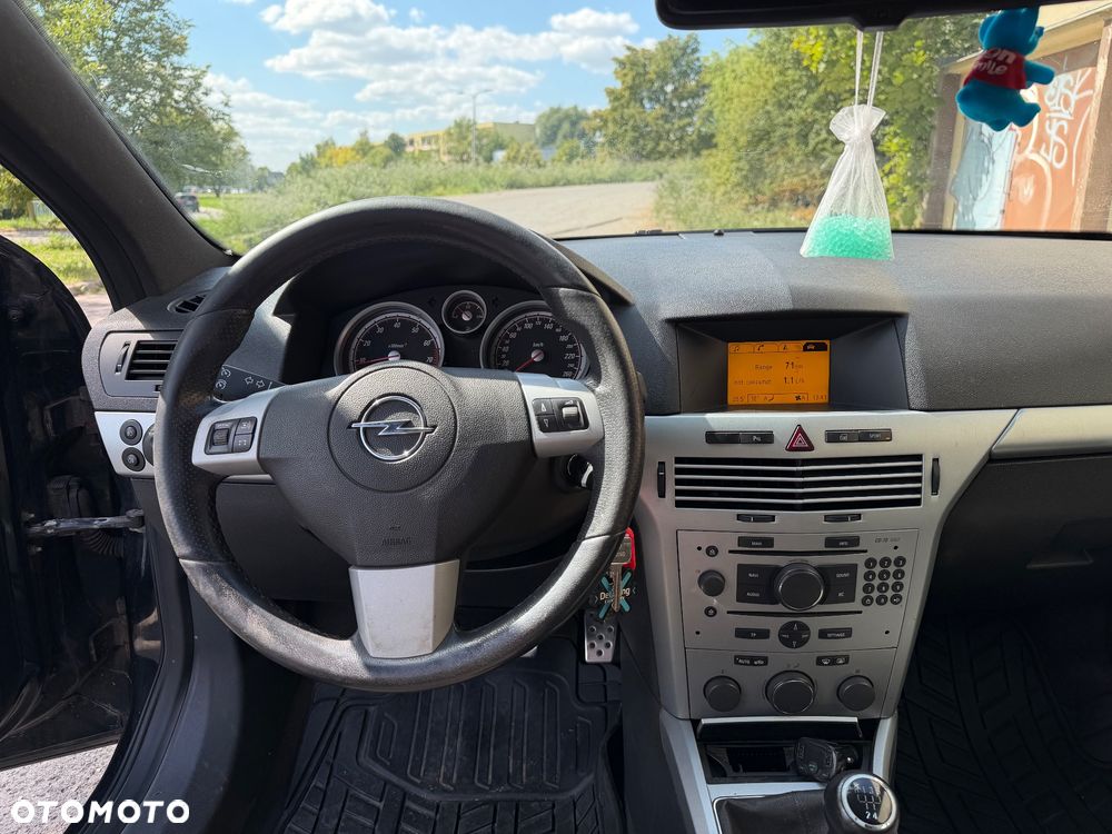 Opel Astra 1.8 NAVI - 14
