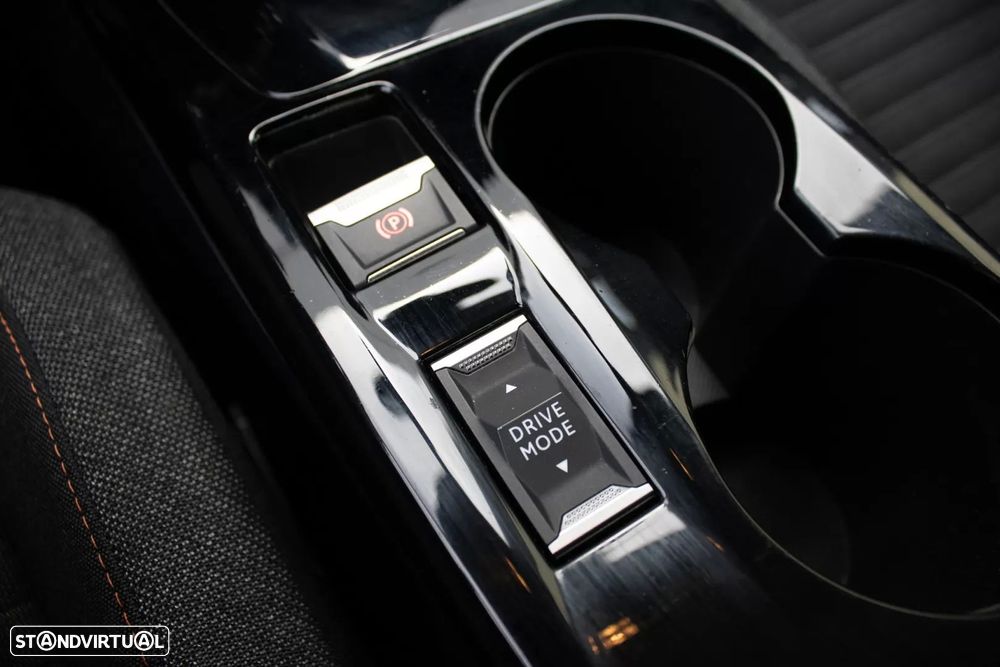 Peugeot e-2008 50 kWh Allure Pack - 31