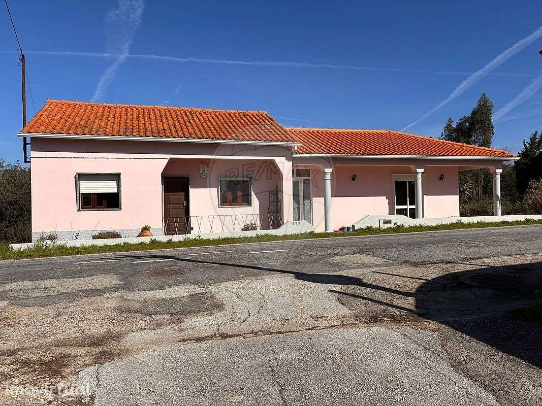 Moradia T2 para venda - Grande imagem: 2/27