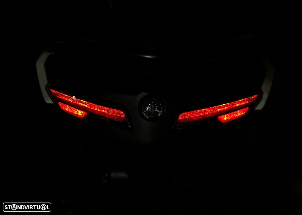 Yamaha NMAX 125 - 14