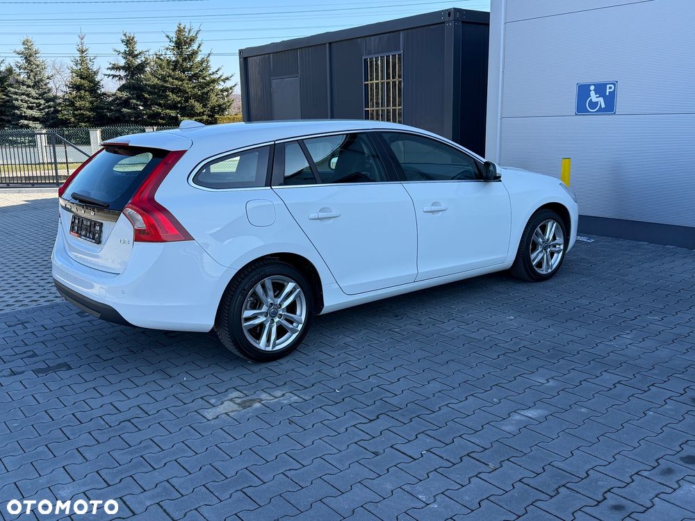 Volvo V60 - 14