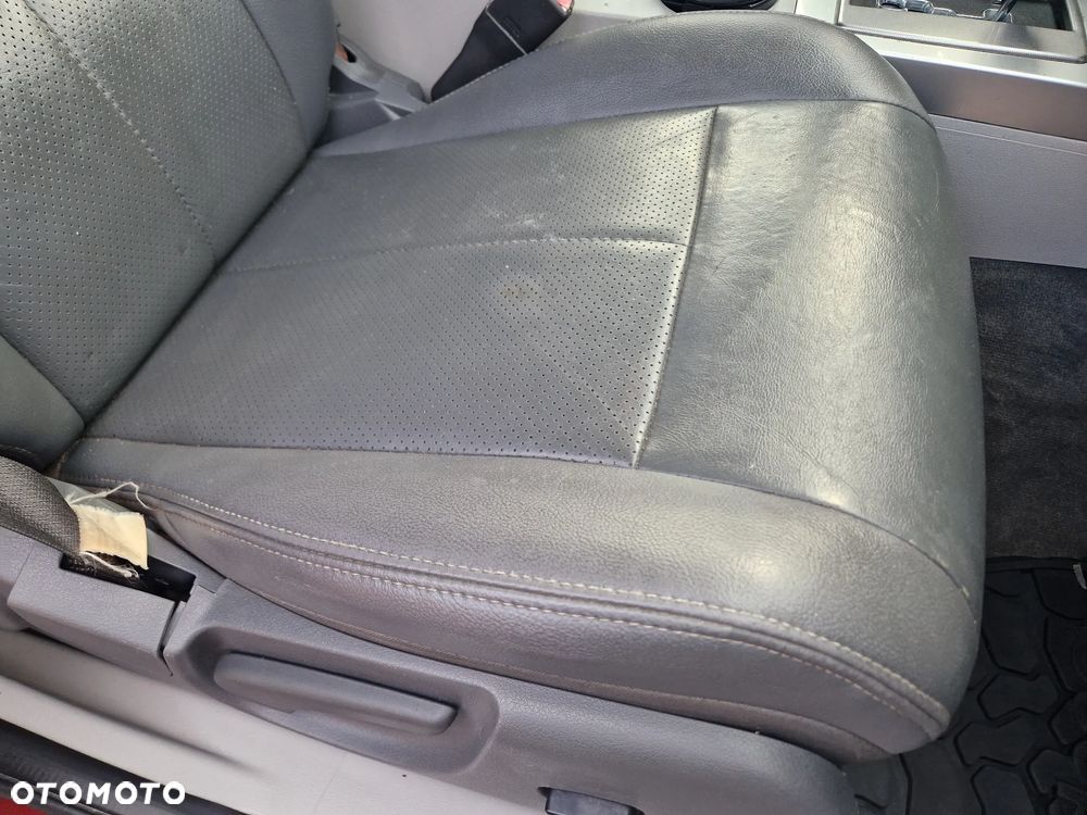 Jeep Cherokee 2.8 CRD Limited 'G' - 33