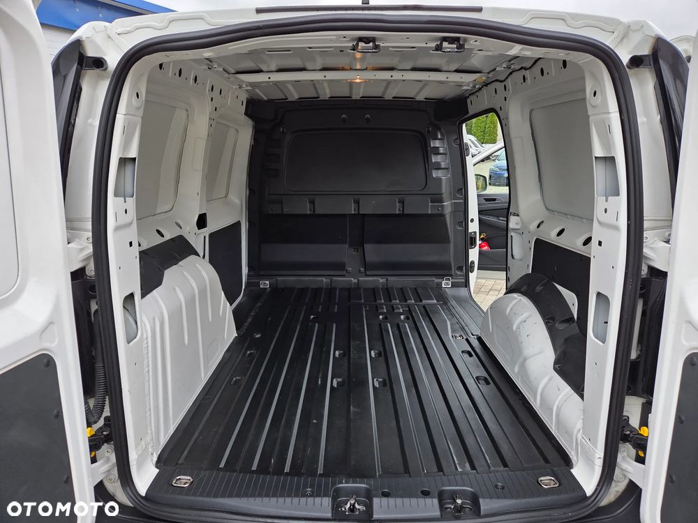 Volkswagen Caddy Maxi 2.0 TDI - 17