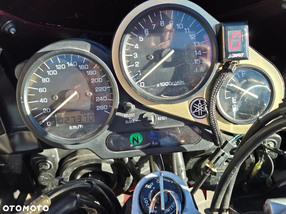 Yamaha FZS - 5