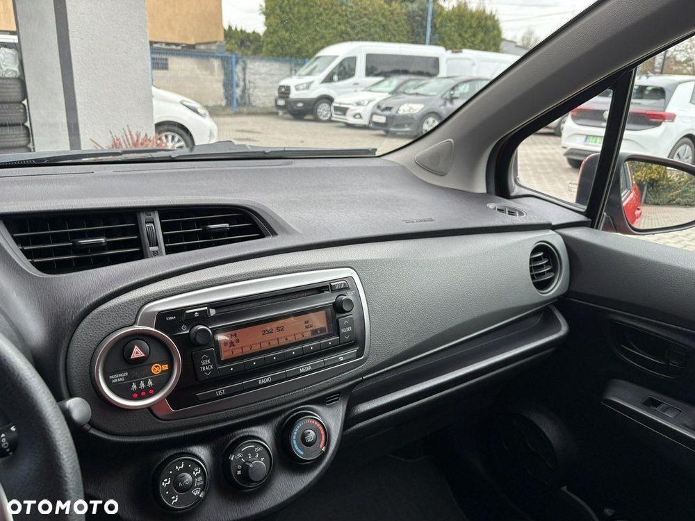 Toyota Yaris - 11