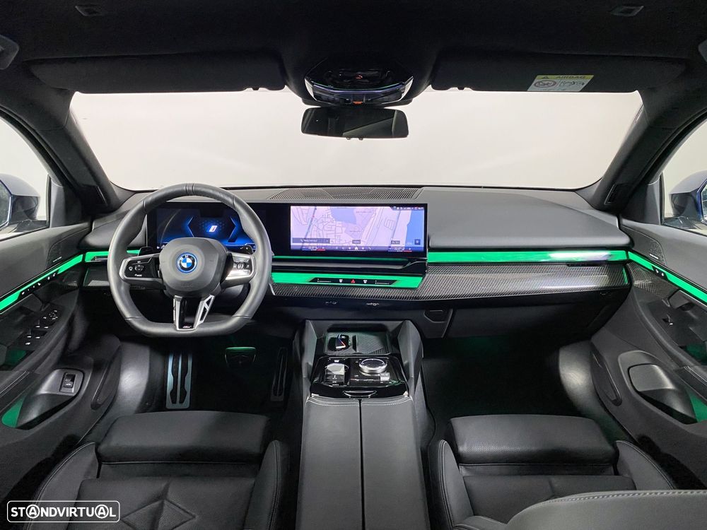 BMW 550 e xDrive Pack Desportivo M - 18