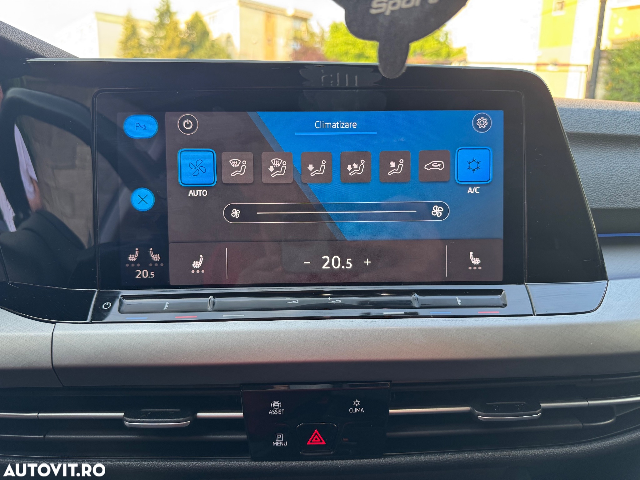 Volkswagen Golf 2.0 TDI DSG Comfortline - 16