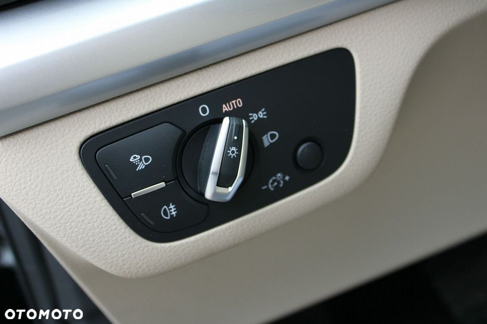 Audi Q5 Sportback - 25