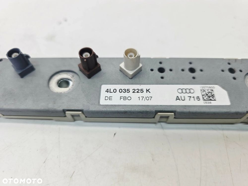 WZMACNIACZ ANTENOWY AUDI Q7 4L 4L0035225K - 4