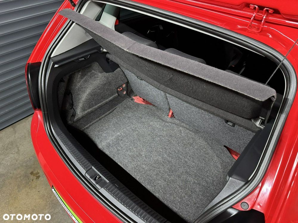 Volkswagen Polo - 25