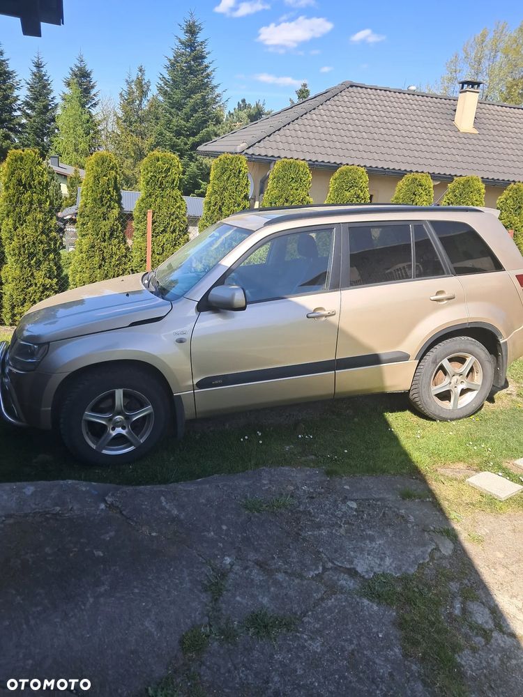 Suzuki Grand Vitara 1.9 DDiS - 1