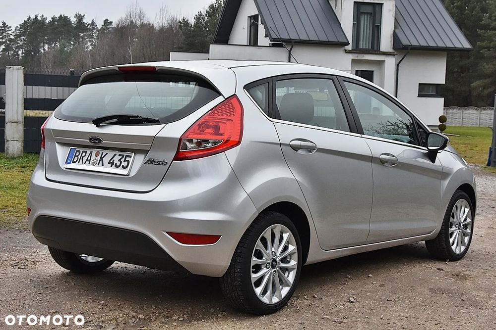 Ford Fiesta 1.25 Ambiente - 11